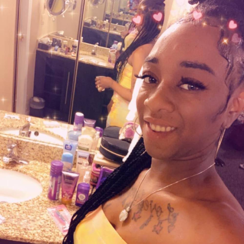 Meet your Posher, Tiara